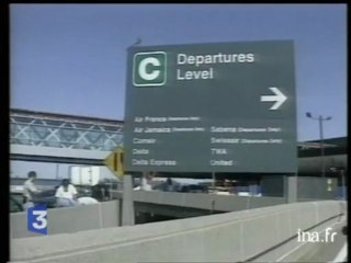 Préparation des attentats du 11 septembre 2001 à Boston et en Floride (USA) - Archive vidéo INA