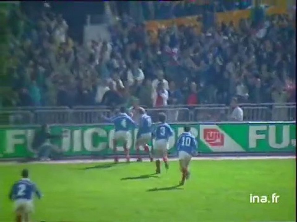 Football : finale du championnat d'Europe espoirs France-Grèce