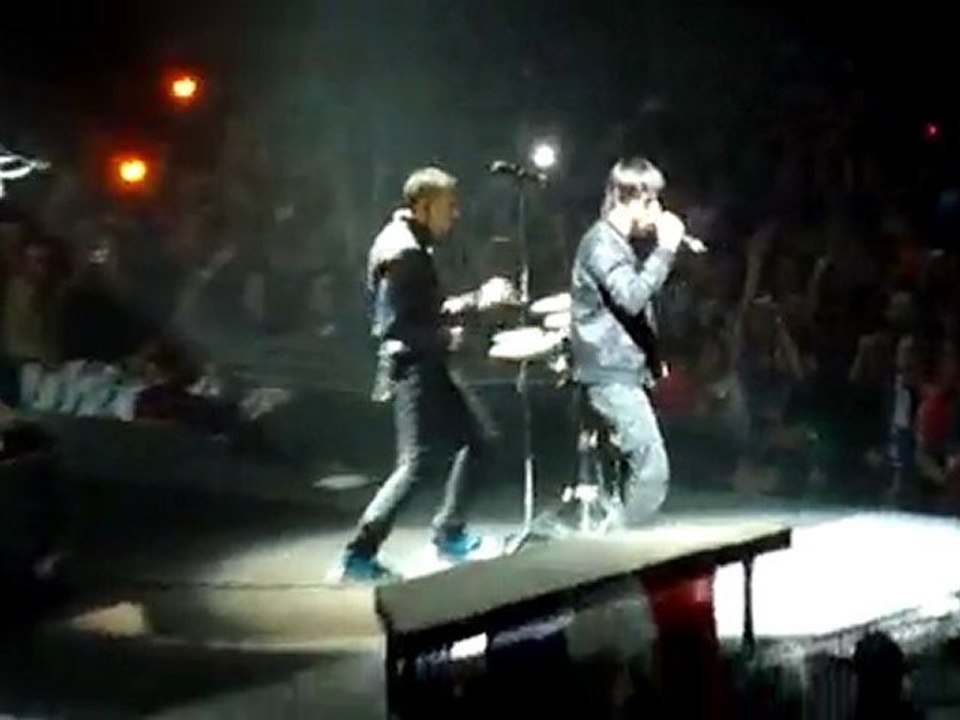 Linkin park live in paris/Bercy "The Requiem + Wretches and Kings