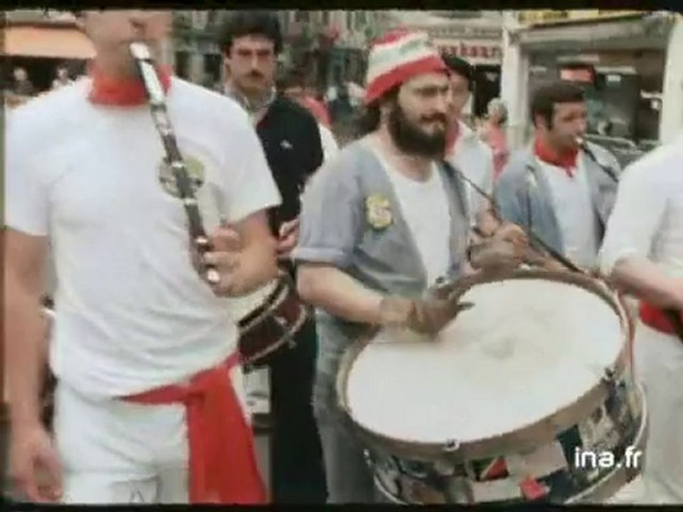 Pyrénées Atlantiques, Bayonne : lâcher de vaches
