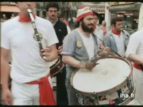 Pyrénées Atlantiques, Bayonne : lâcher de vaches