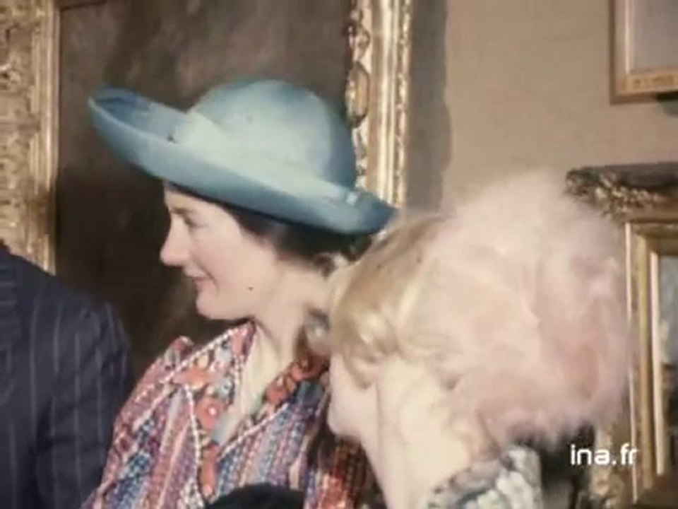 Le Prince Charles à Bordeaux : arrivée et visite de l'exposition sur les peintres anglais