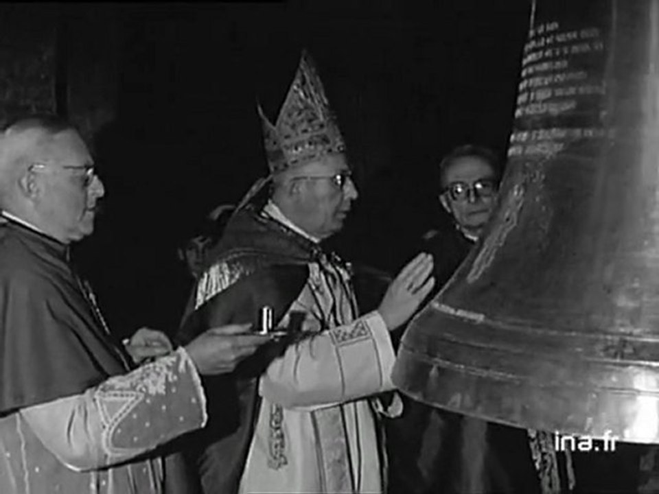 Bénédiction de la cloche de Notre Dame la Grande à Poitiers