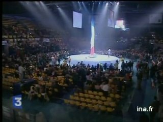 Meeting Le Pen à Marseille : Palais des sports à moitié plein