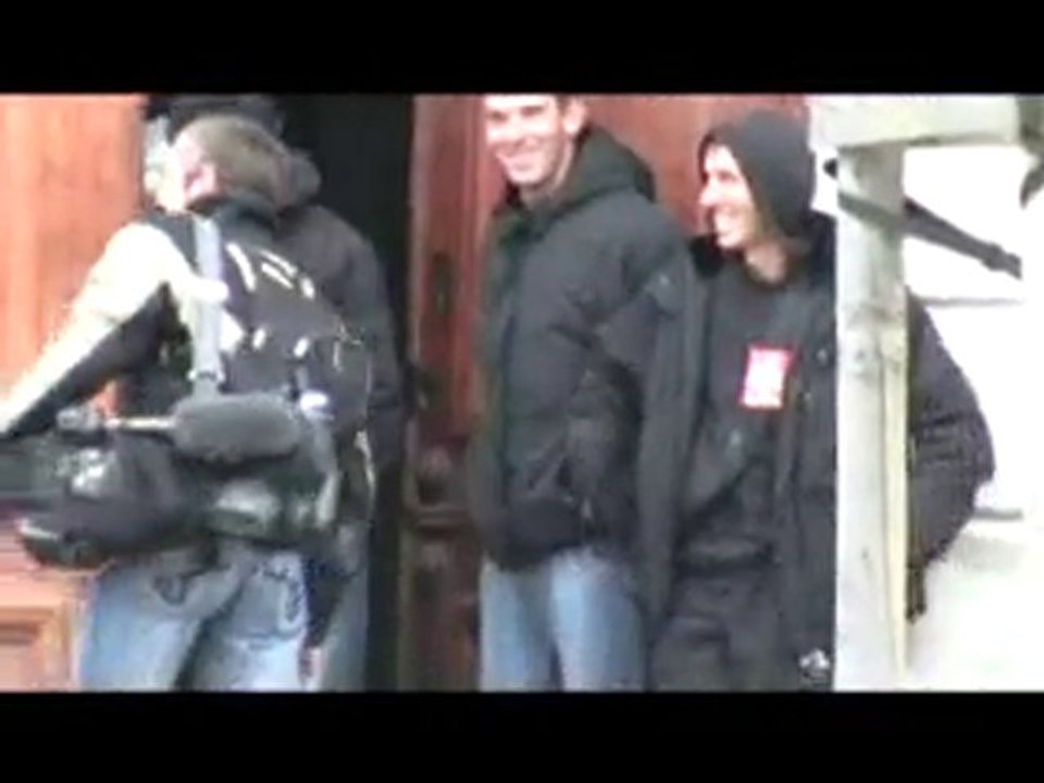 FLICS INFILTRES DANS LES MANIFS