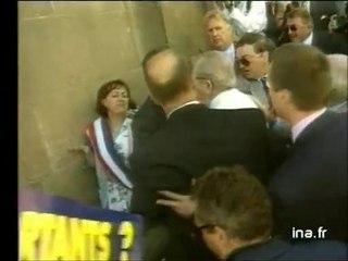 Violence de Jean-Marie Le Pen à Mantes La jolie - Archive INA