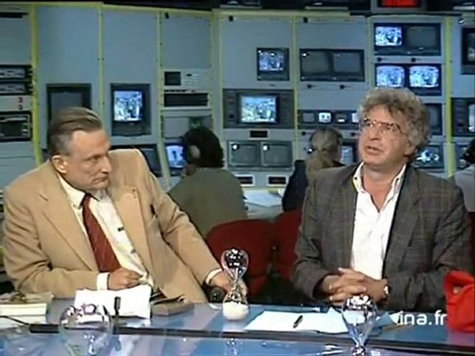 Duel sur la 5 : "Mai 68" - Alain Krivine + Jean Rochet - archive vidéo INA
