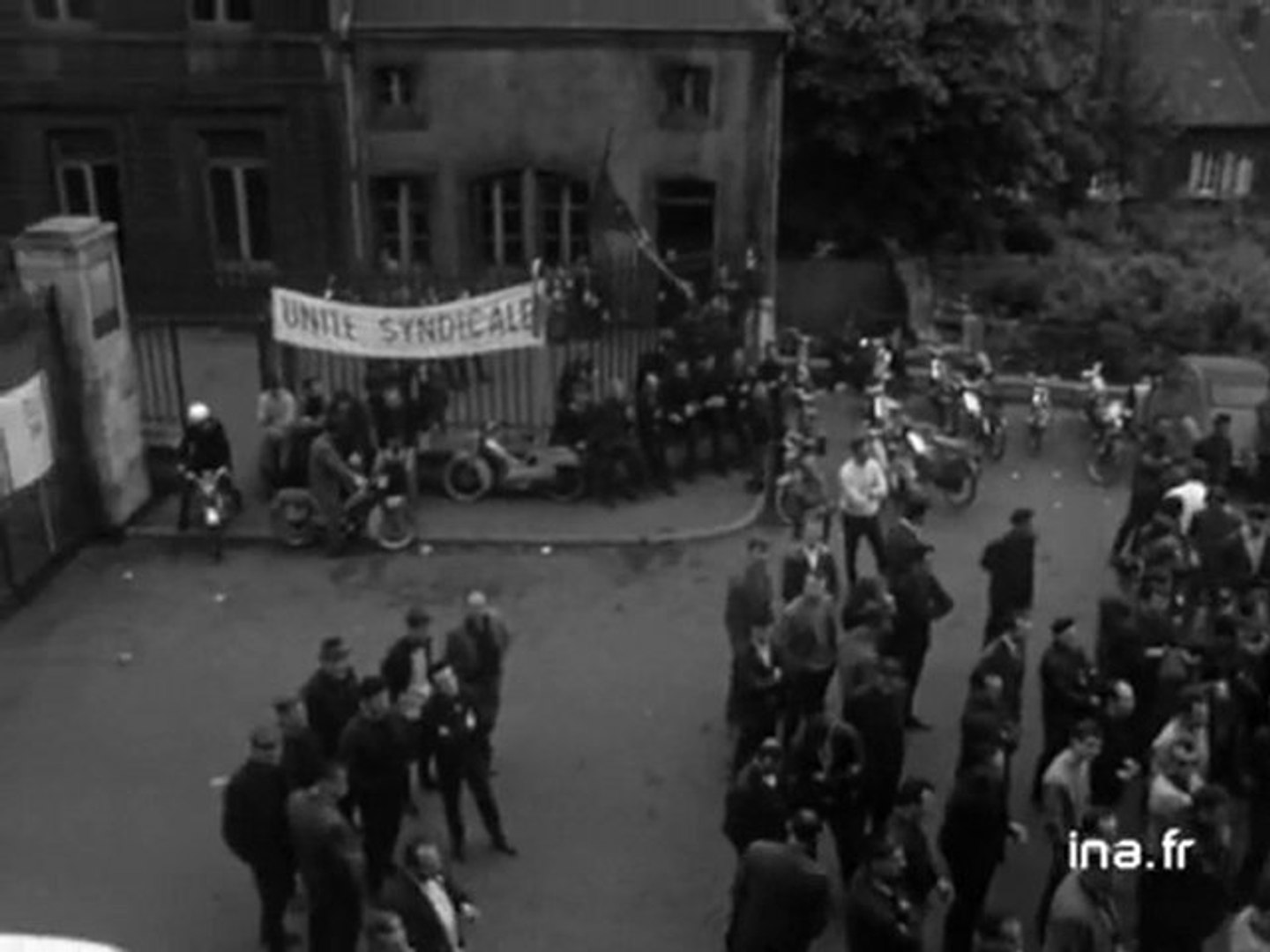 Mouvements sociaux à Villerupt - Vidéo Dailymotion