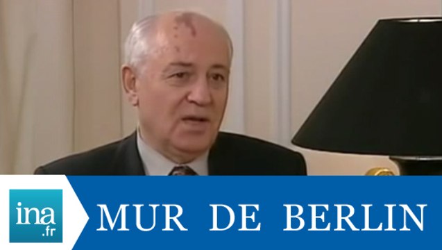 Mikhail Gorbatchev raconte la chute du Mur de Berlin - Archive INA