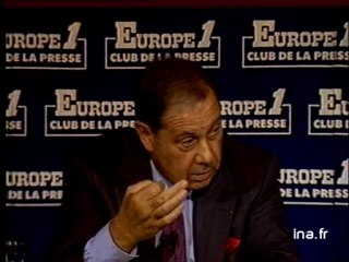 Charles Pasqua à Europe 1