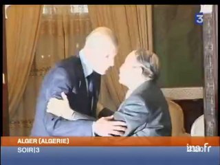 Zinedine Zidane décoré en Algérie