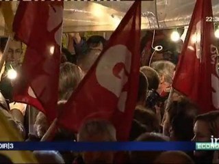 Réforme de La Poste la gauche poursuit le combat contre la réforme de La Poste d