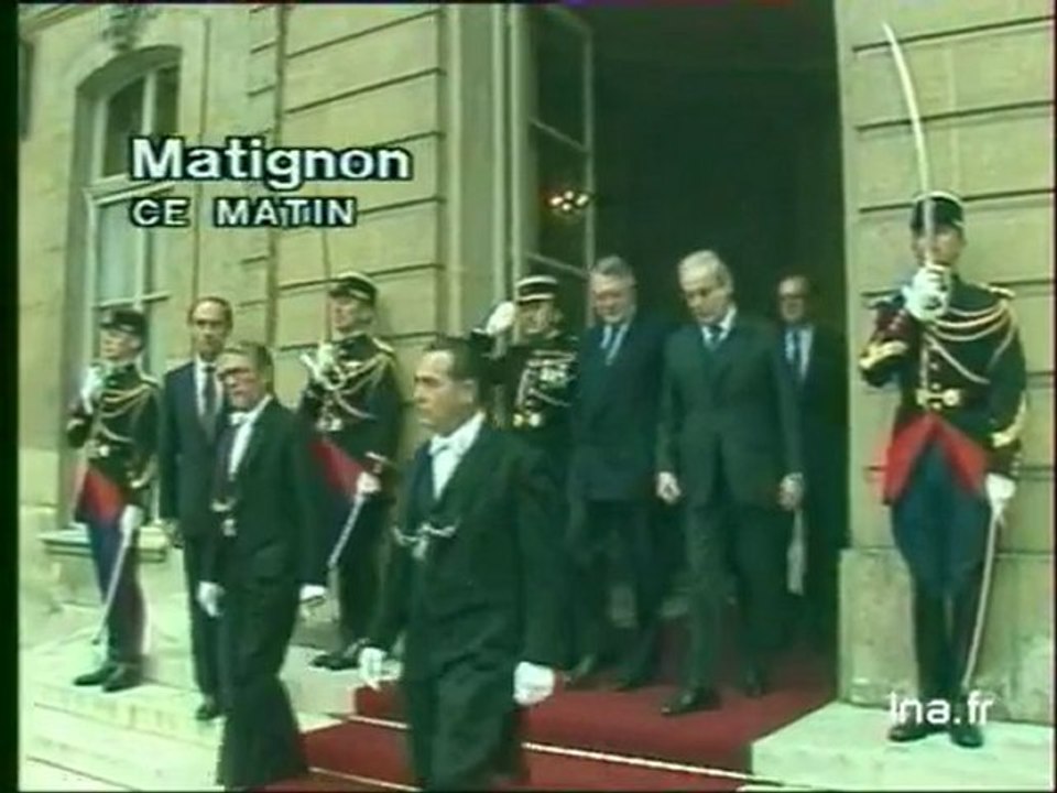 De cuellar chez Pierre MAUROY - Archive vidéo INA