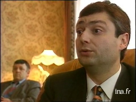 Démission de 6 militants du Front National évincés de la liste des élections régionales