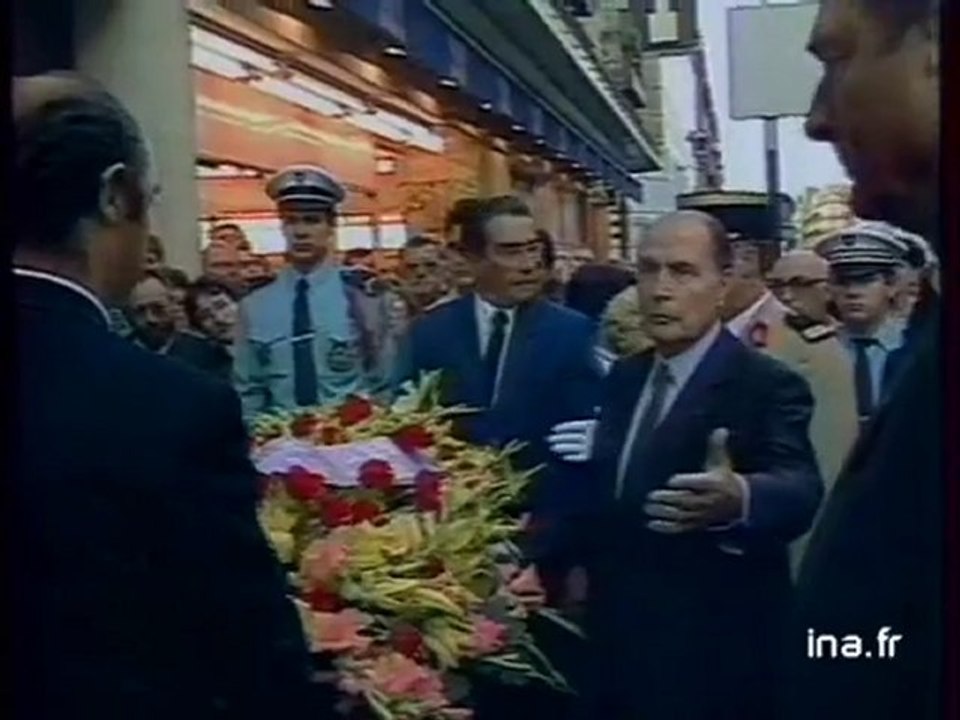 Mitterrand-Chirac rue de Rennes