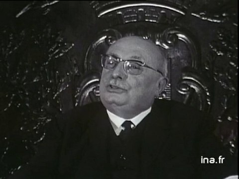 Réunion congrès du PCF interview Jacques Duclos