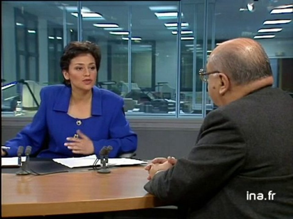 Plateau MERAL + père CLOUPET secrétaire Général ENSEIGN catho