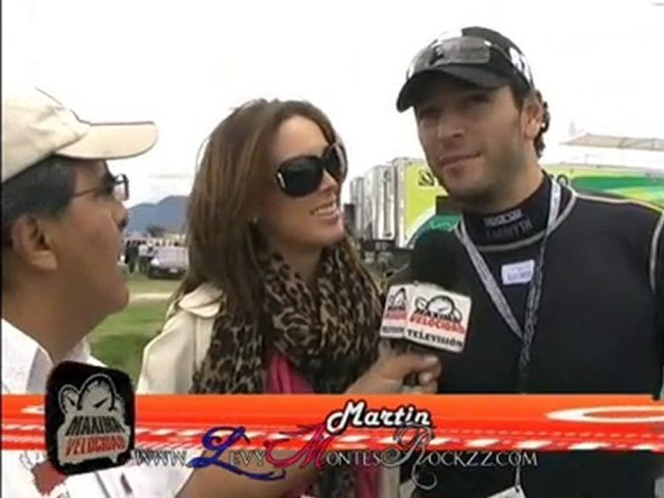 @jackybrv y su novio Martin en entrevista Maxima Velocidad