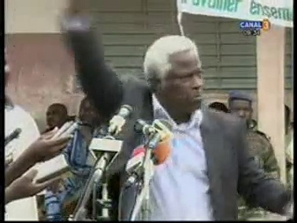 Bénin : Chants et danse des opposants