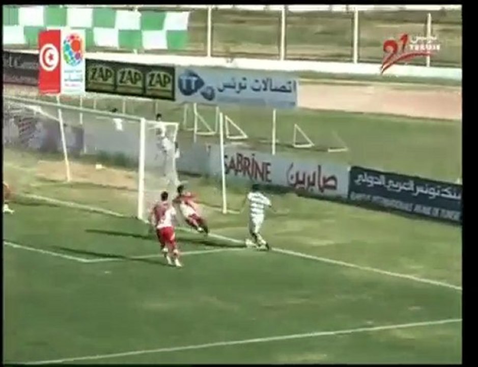 Tunisian keeper Nadim Thabet (Etoile)