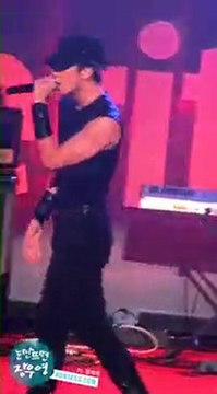 101002 Changwon Festival 'IHY' - Woo Microphone problems