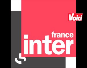 Le Fou du Roi Stéphane Bern interrompu par des perturbateurs