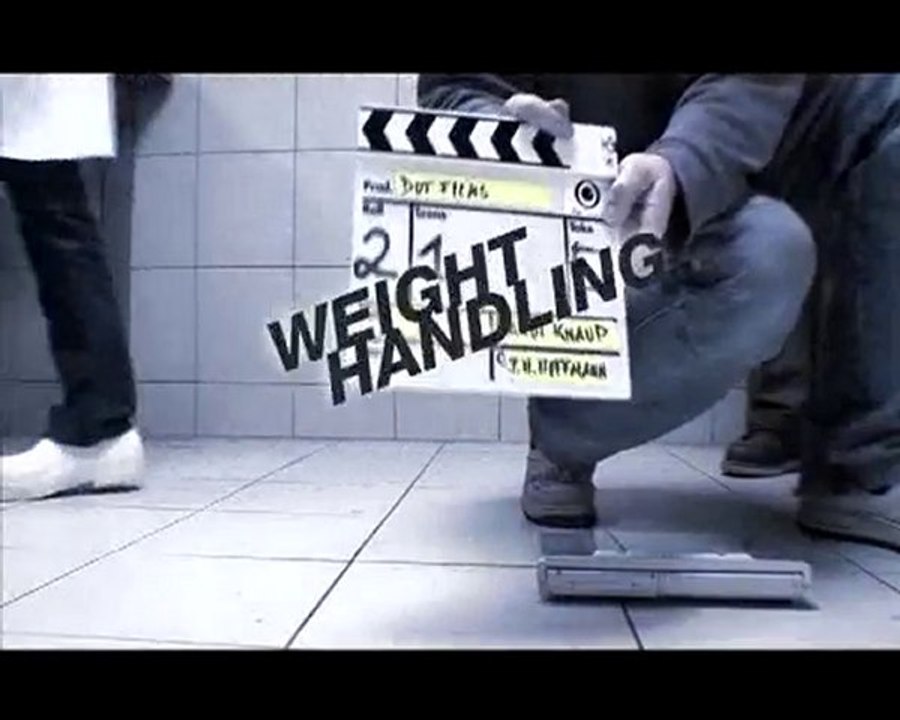 Panasonic ToughBook : CF-T8 Vs MonkeyProof