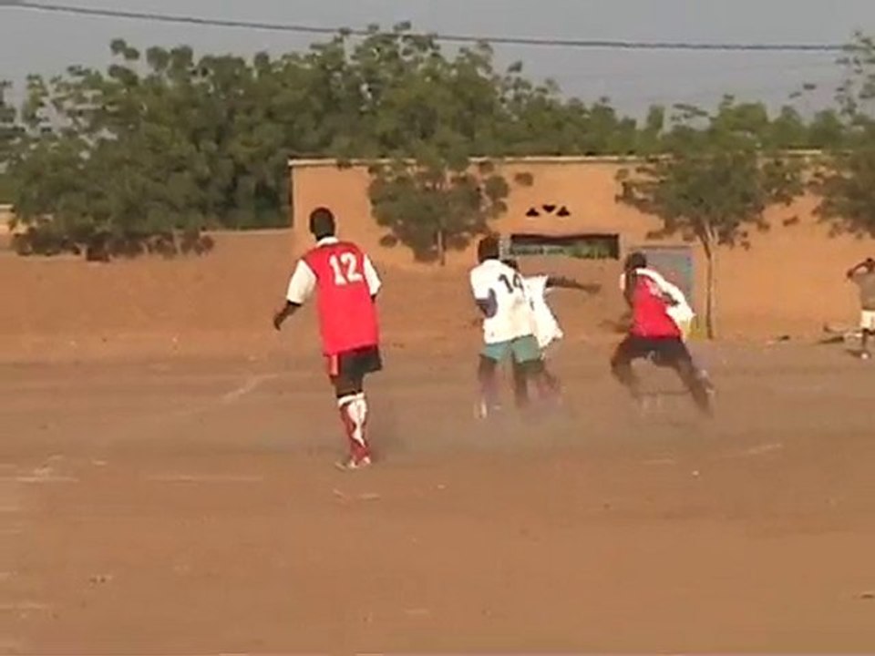 foot à Koro