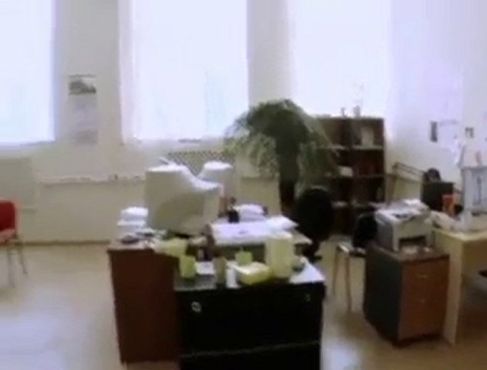 se planquer au travail