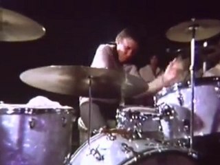 Buddy Rich - why he doesn't use match grip