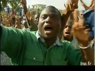 Côte d'Ivoire : Robert Gueï se proclame président