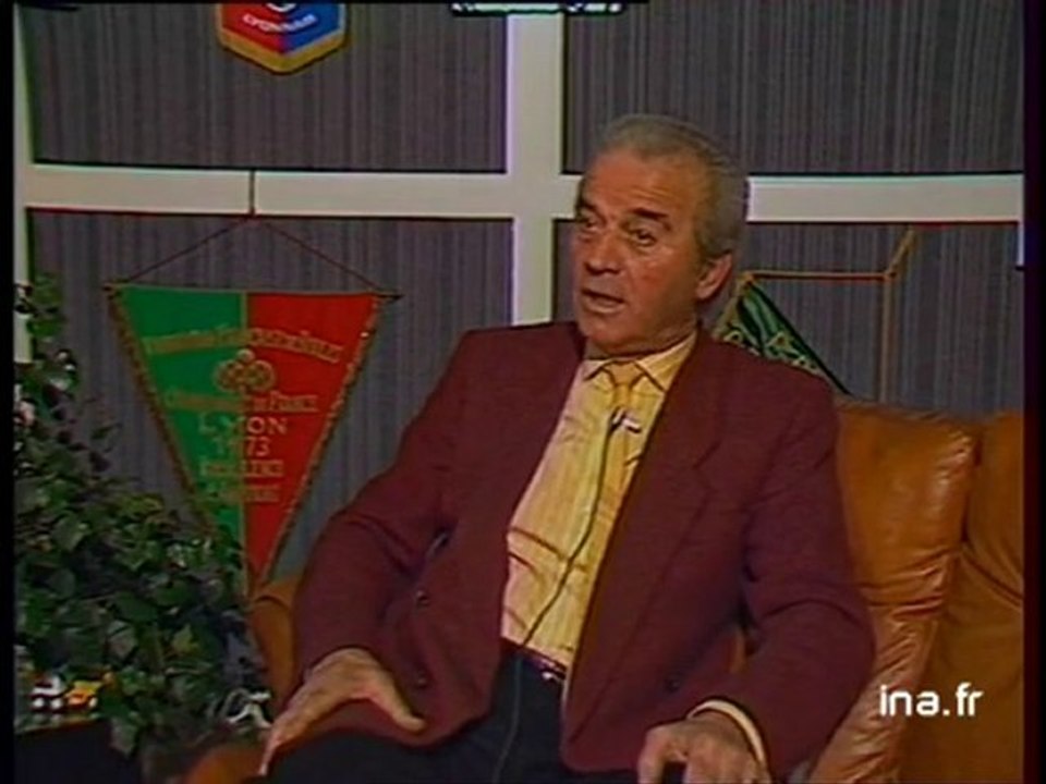 Football : émoi à l'Olympique Lyonnais, Bernard TAPIE aurait des visées sur le club