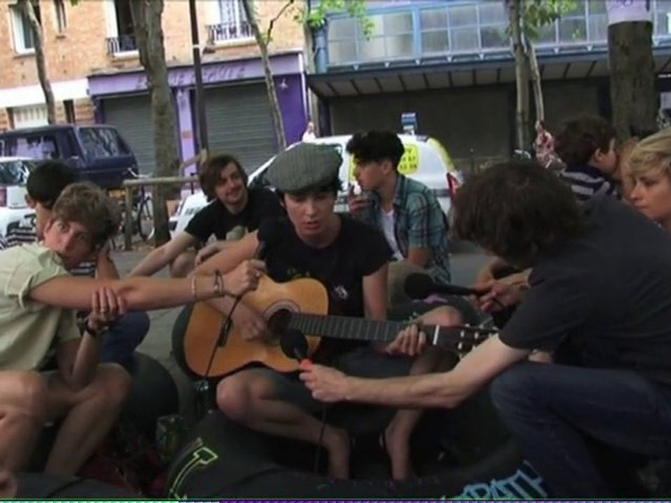 Demi Mondaine // Pony // CONCERT // Place Nathalie Lemel // 2 juillet 2010 // 75003