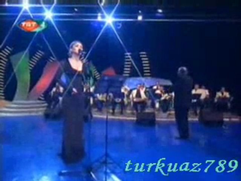 Çiğdem Yarkın-Bir nigâh et kahrile sen bakma Allah aşkına