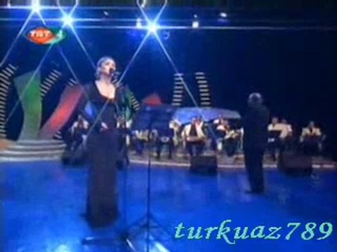 Çiğdem Yarkın-Bir nigâh et kahrile sen bakma Allah aşkına