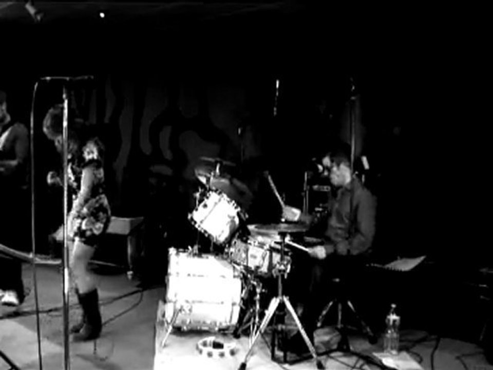 Orchestre Manu et Cybele: Johnny be good !!