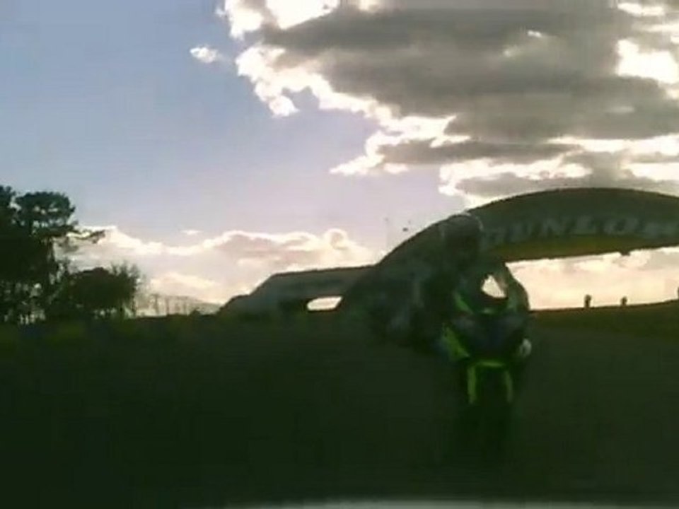 circuit bugatti moto piste serie de 16h30 25 10 2010