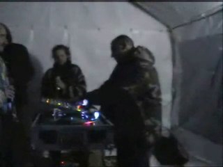 Dj YANOS (FAC) Free party 23.10.10