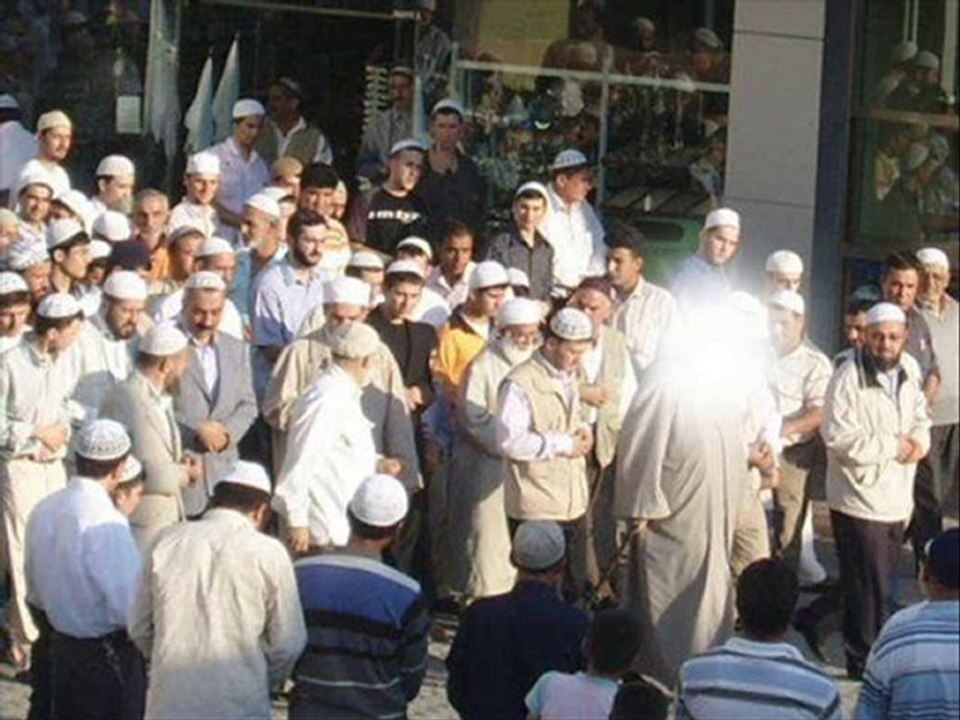 Sofilik Ateş Gömlek Giyene Helal Olsun - Menzil (ilahi)