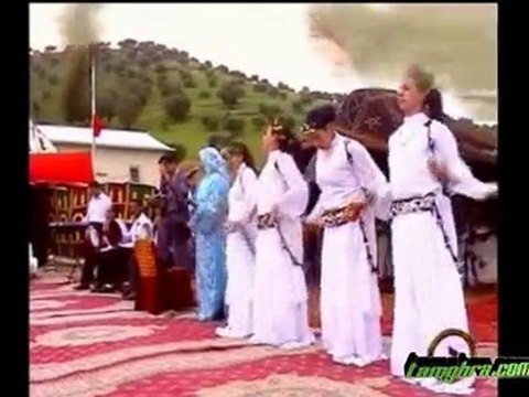 Ahouzar Abdelaziz. 3ari ya 3ari. 2010 By tamghra.com