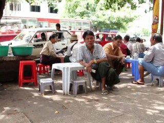 Birmanie/élections: débat proscrit dans les salons de thé