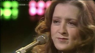 .Bonnie Raitt   Love Me Like A Man