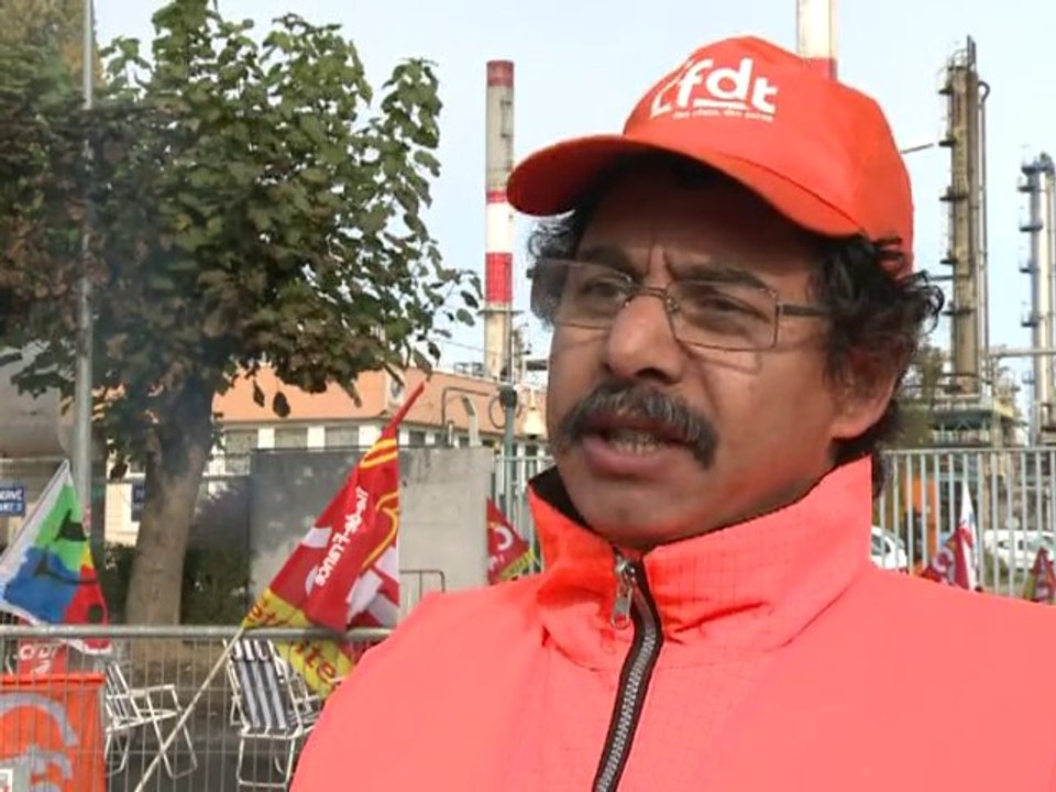 Retraites: la raffinerie de Grandpuits reprend le travail