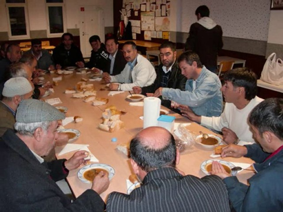 Ditib Peine Eyüp Sultan Camii Sabah Kahvaltıları