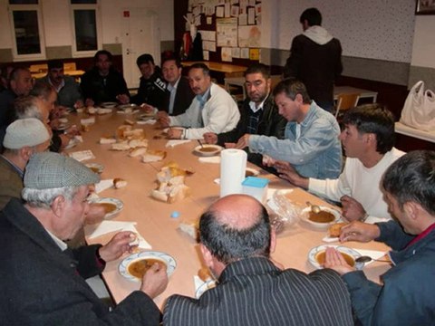 Ditib Peine Eyüp Sultan Camii Sabah Kahvaltıları