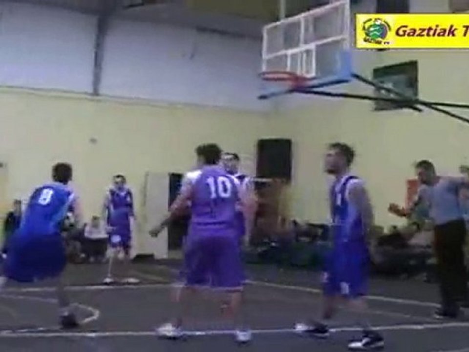 Gaztiak Gotein - Billère : Quart Temps 1 part 1