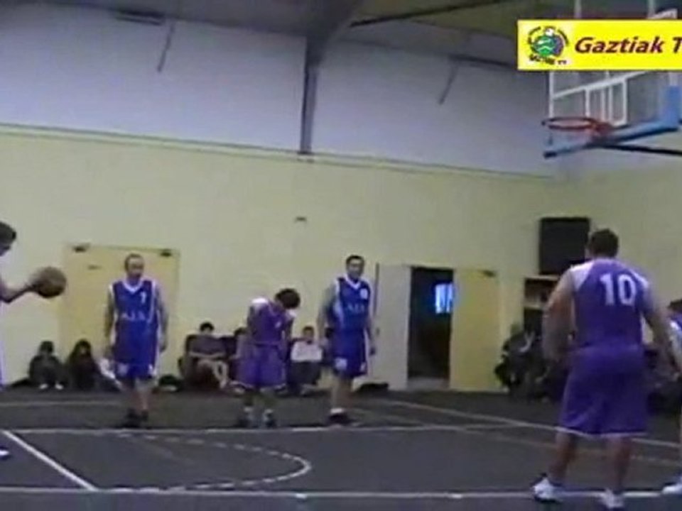 Gaztiak Gotein - Billère : Quart Temps 1 part 2