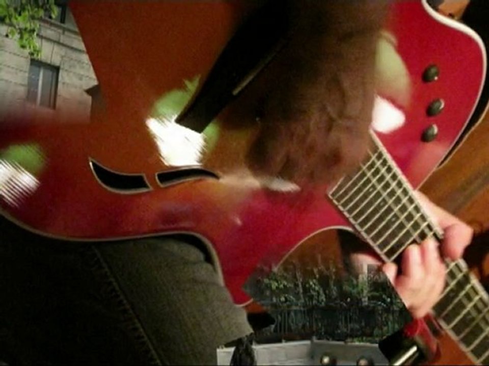 THE BARN - MAURO SERRI sur une idée de Sister Blues