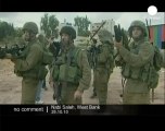 Israeli police fires tear gas at... - no comment