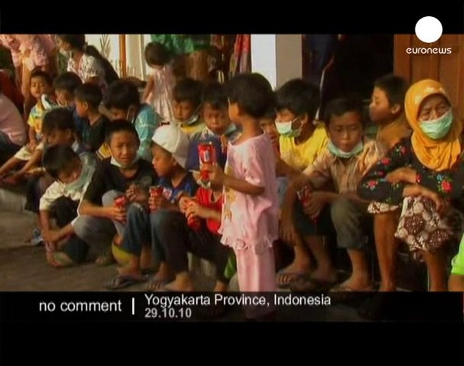 Volcano erupts for a third time in Indonesia ...
